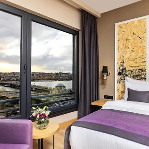 The Halich Karakoy - Special Category Istanboel